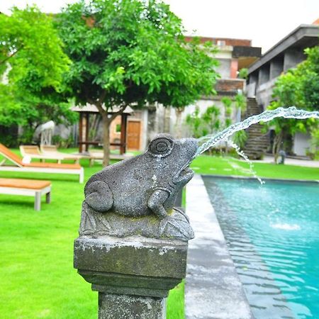 Si Doi Hotel Legian Kuta Lombok Exterior foto